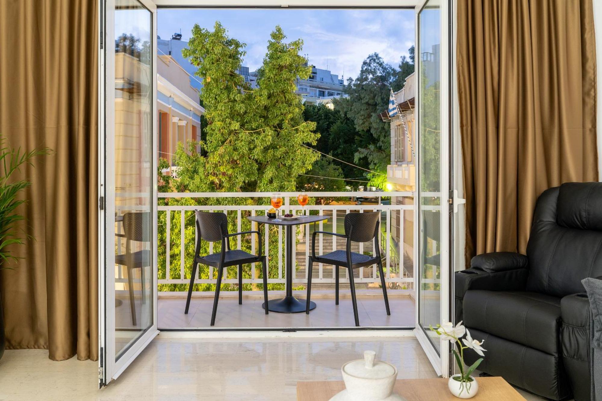 Luxury In Downtown Daire